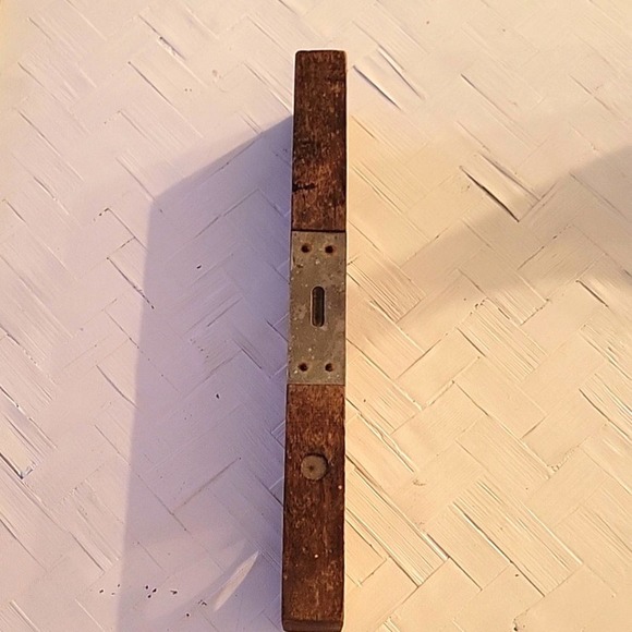 Vintage Wooden Level Works but Wood is Rough 12" x 2.5" - Picture 3 of 3